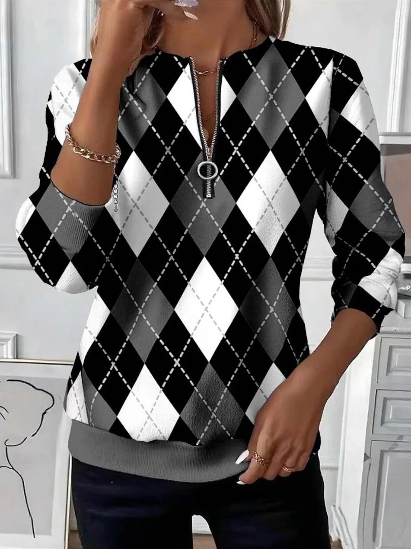 Womens Long-Sleeve Christmas-Print Sweatshirt