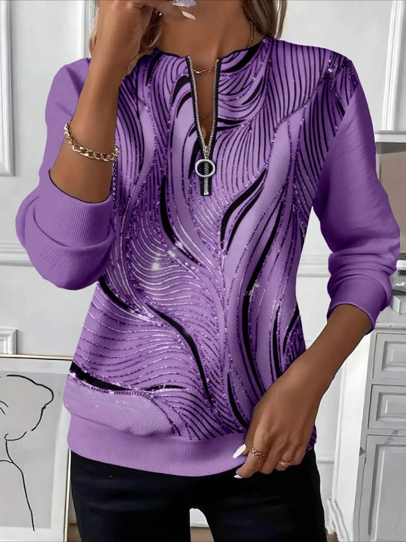 Womens Long-Sleeve Christmas-Print Sweatshirt